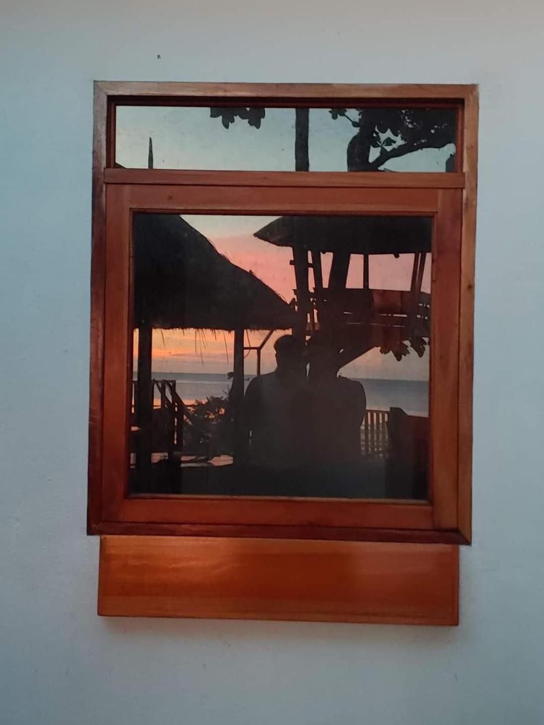 White Bada Guesthouse Siquijor Bagian luar foto