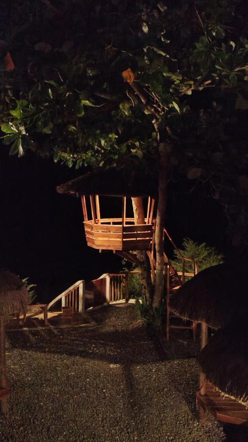 White Bada Guesthouse Siquijor Bagian luar foto