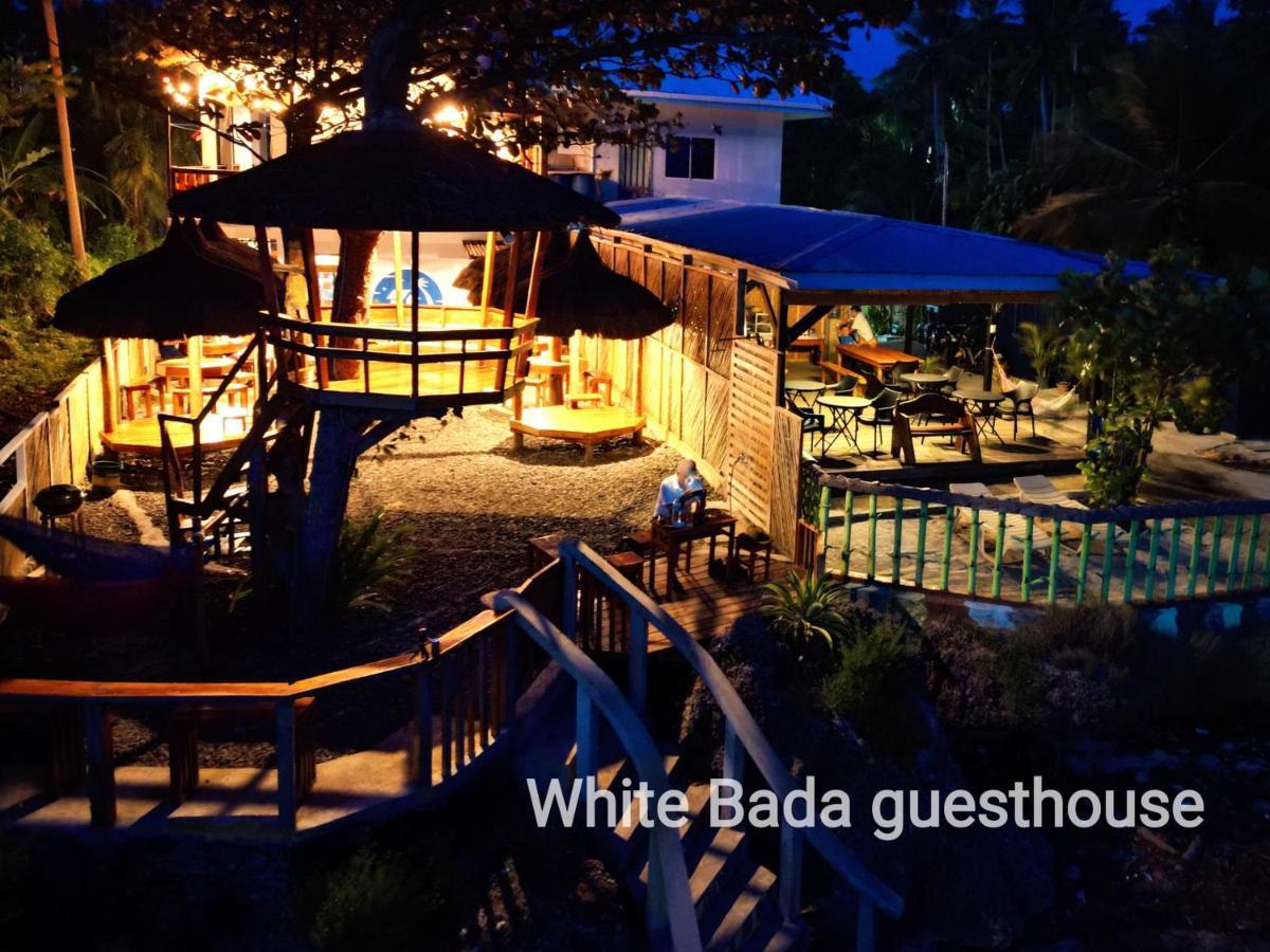 White Bada Guesthouse Siquijor Bagian luar foto