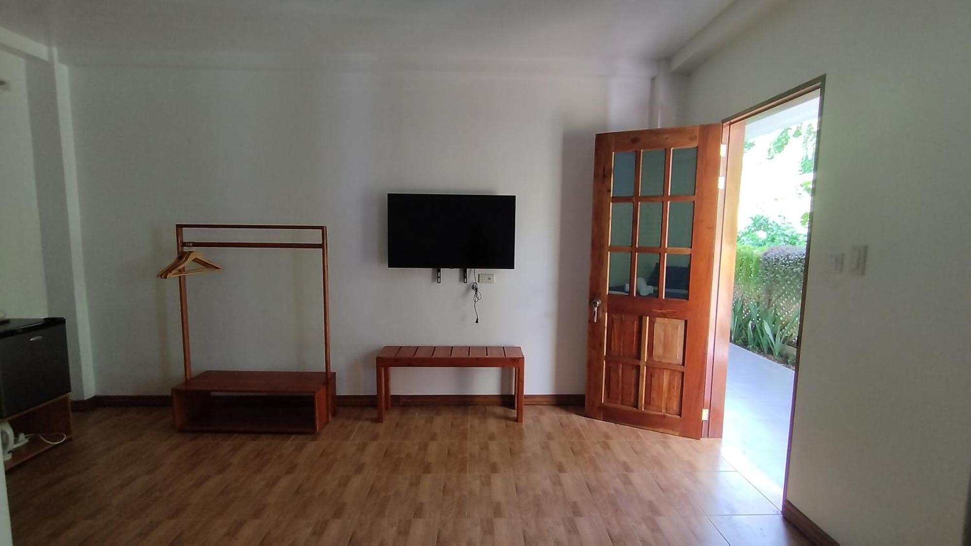 White Bada Guesthouse Siquijor Bagian luar foto