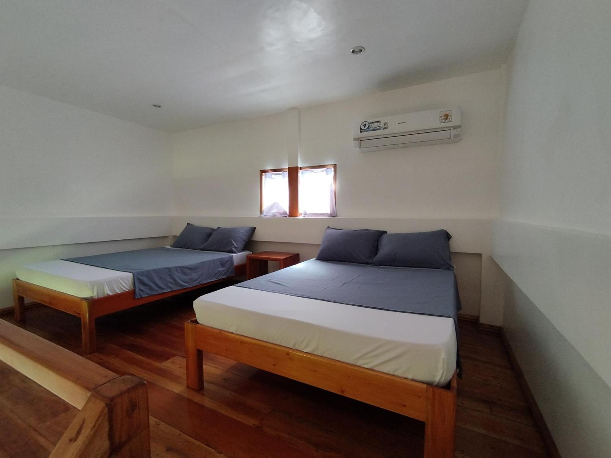 White Bada Guesthouse Siquijor Ruang foto